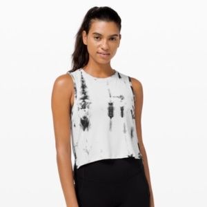 NWT Lululemon Train To Be Tank in Shibori - Medium